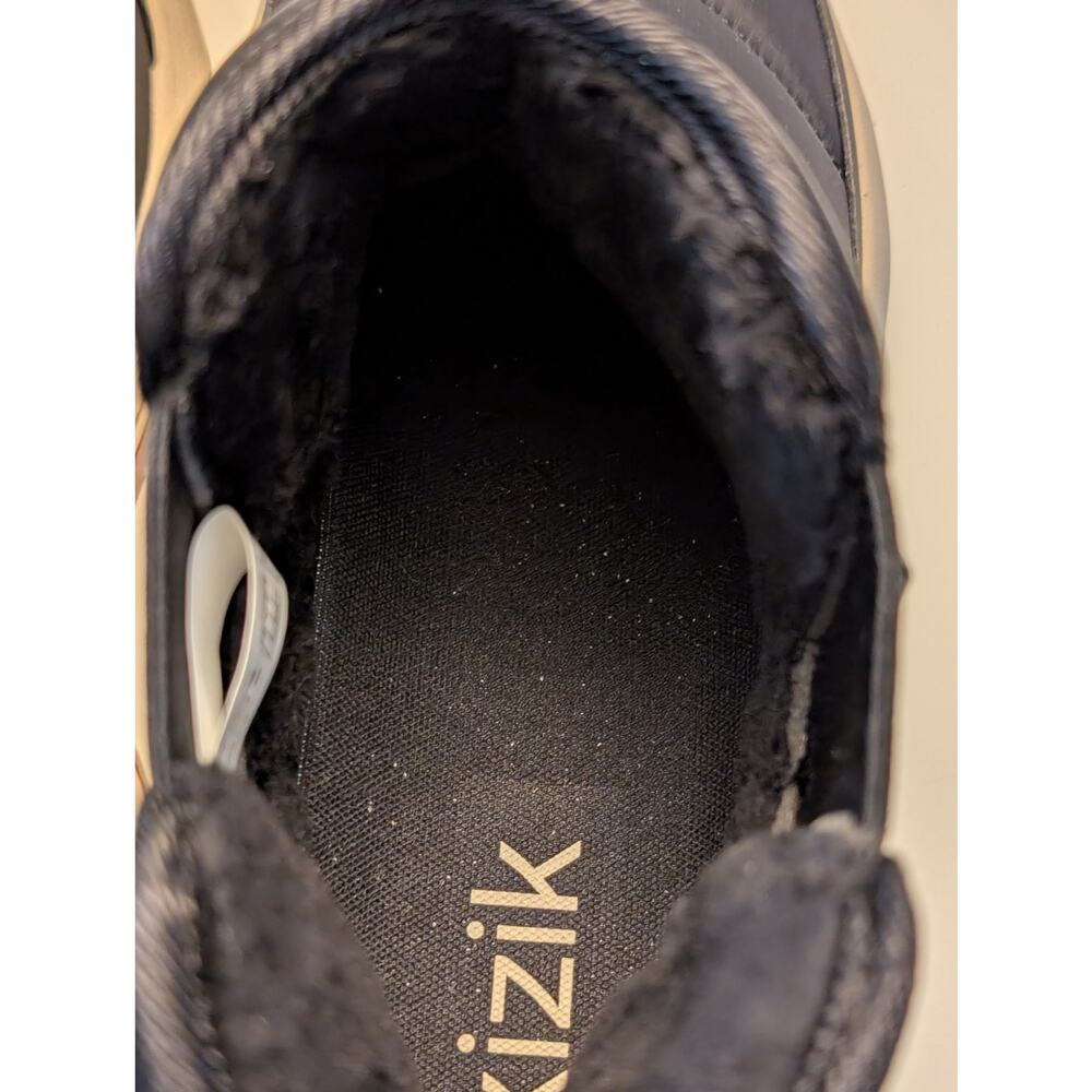 Kizik Juno Hands-Free Black Puffy Ankle Boots - Size 11 Women’s - Picture 9 of 10